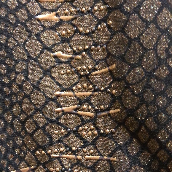 ANAC designed by kimi Embellished tunic top - Picture 3 of 11